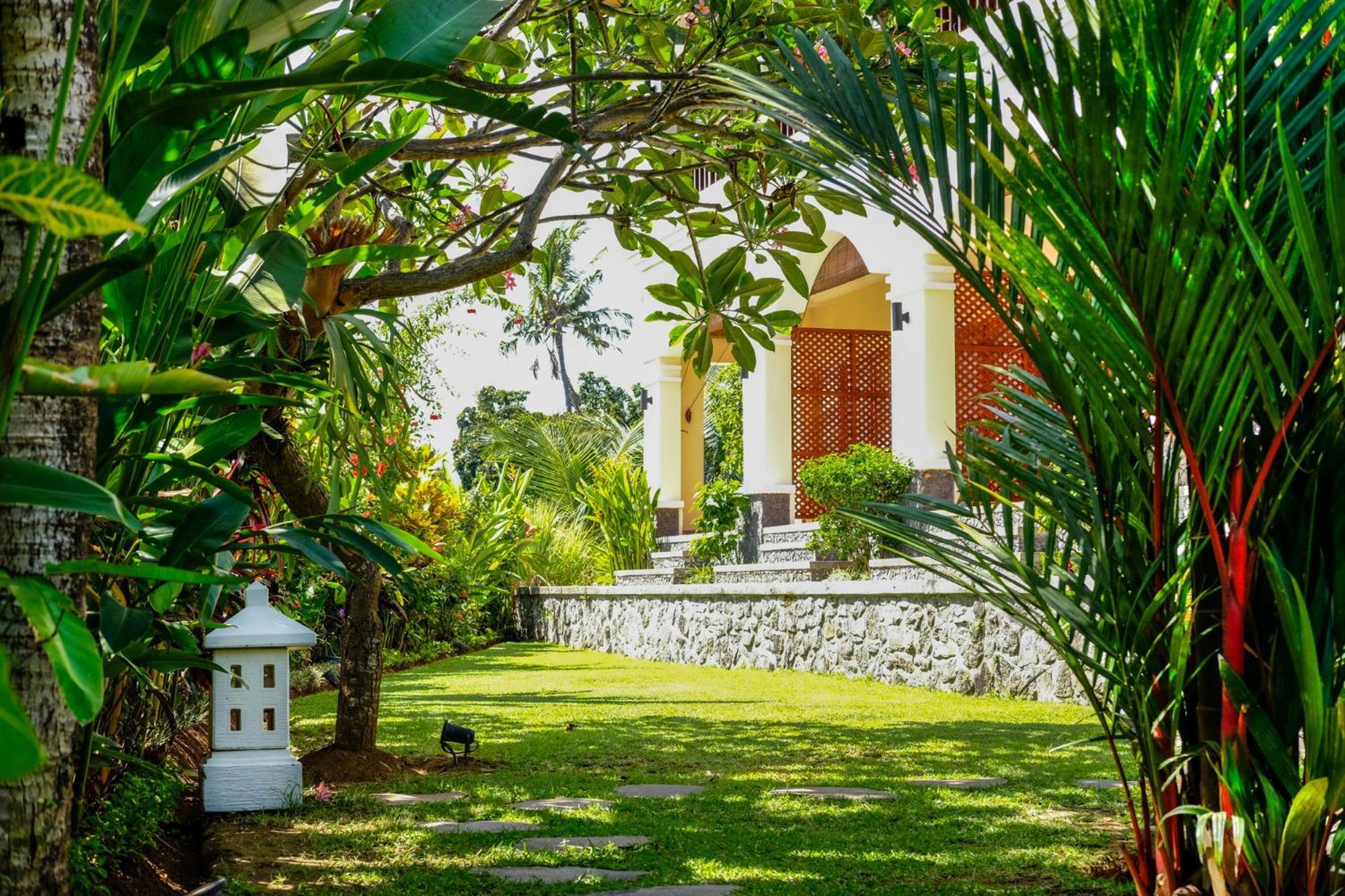 Villa Mata Hari Panji Luaran gambar